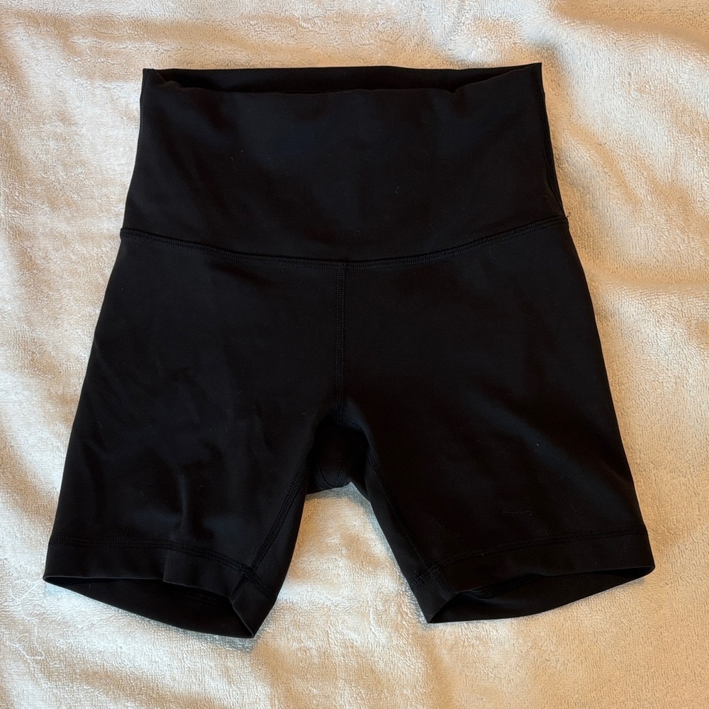 Lululemon black wunder under Women's Shorts